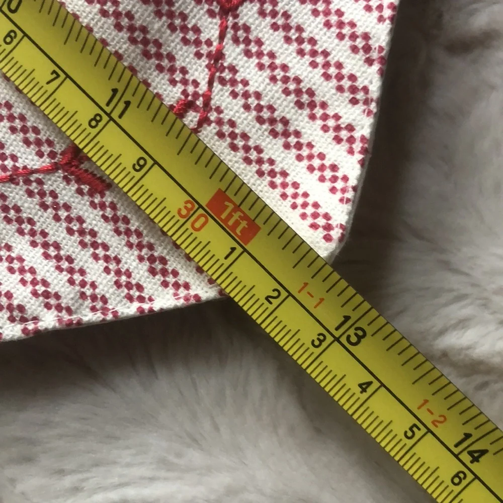 Cupcakes & Cashmere Red Striped Heart Shaped Placemats